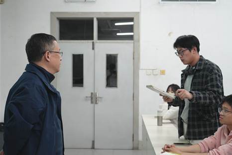 d283d7ba8c8782abfbaa5b18d4cde3e